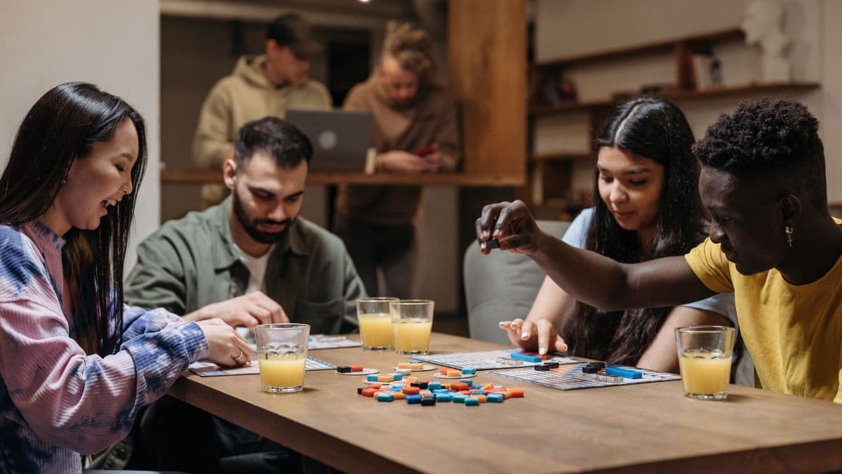 The do's and don'ts of teaching a new board game